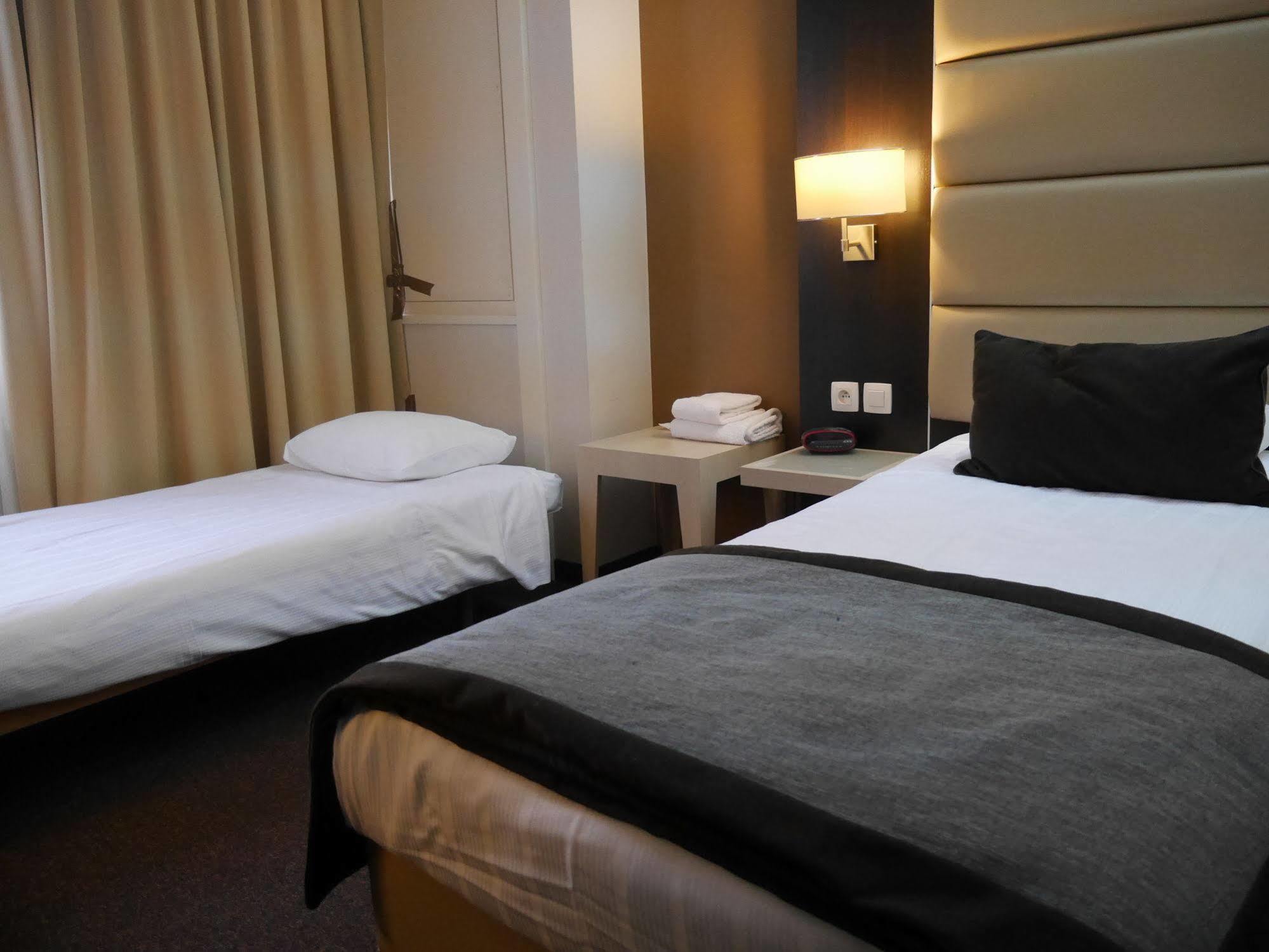 Western Centre Hotel 3*